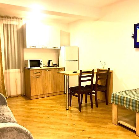 Zviad Guest House Borjomi Bagian luar foto