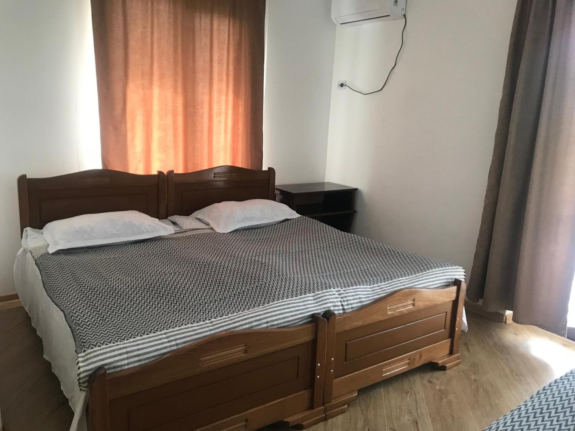 Zviad Guest House Borjomi Bagian luar foto