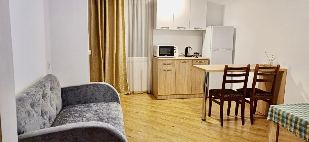 Zviad Guest House Borjomi Bagian luar foto